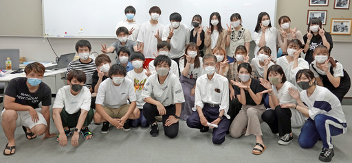 200807_oc-staff2.jpg