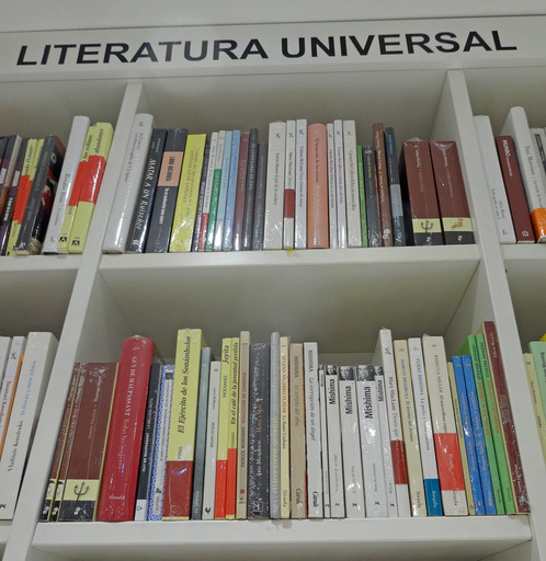 180809_books4.jpg