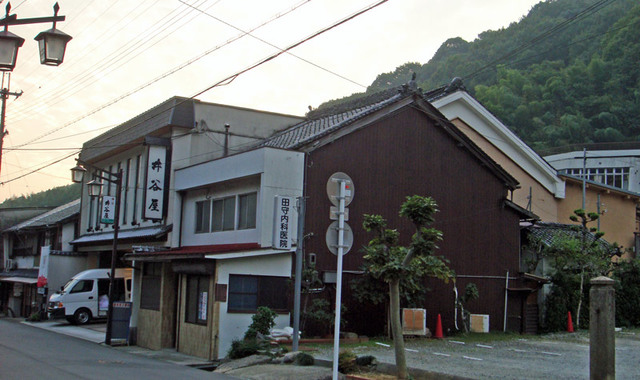 101026_hasedera10 101026_hasedera10