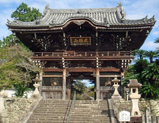 101027_kokawamon2 101027_kokawamon2