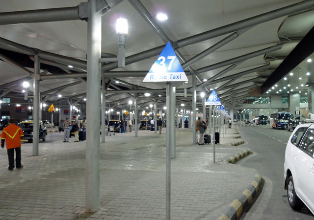 110218_taxi 110218_taxi